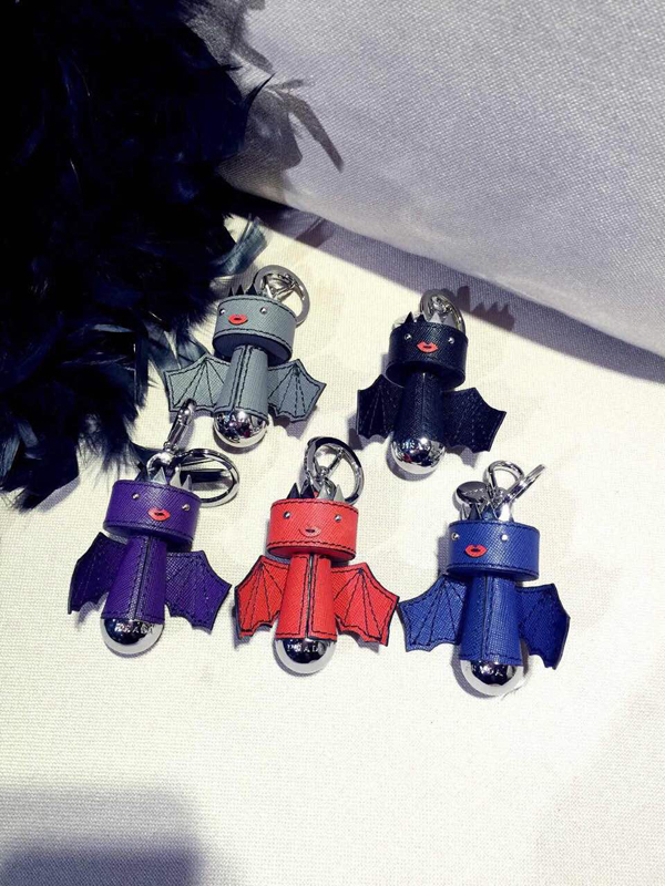 2015SS VIPセール大人気！Prada プラダ コピー新作チャーム付きキーリング/1AP729